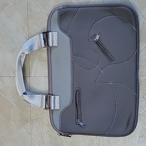 NWOT Laptop/tablet sleeve